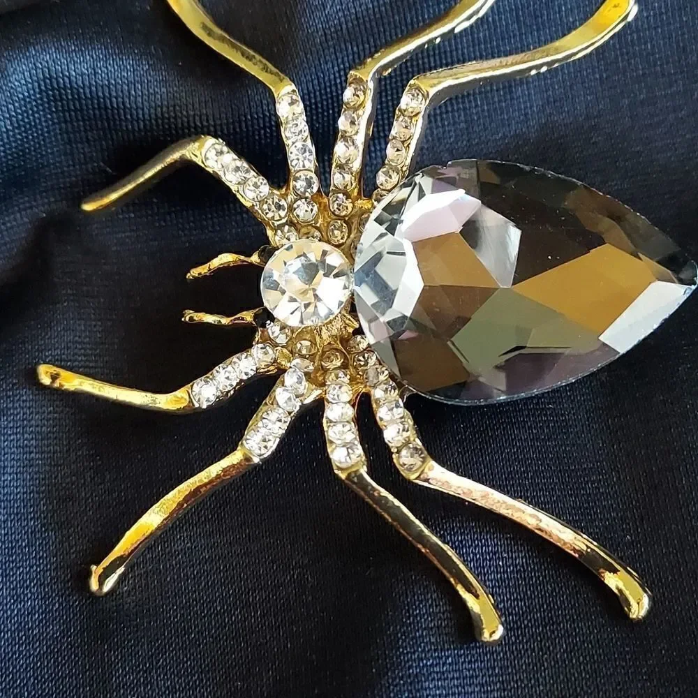CRYSTAL SPIDER BROOCH